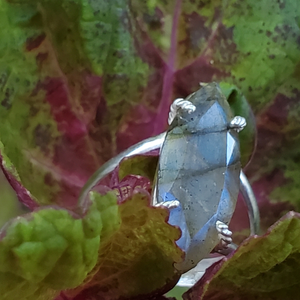 Labradorite statement ring - Picture 4 of 5